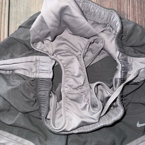 Nike Womens Dri Fit Grey Elastic Waist Drawstring Lined Athletic Shorts Size M - Picture 4 of 6